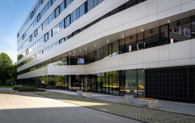 Signing new lease agreements
